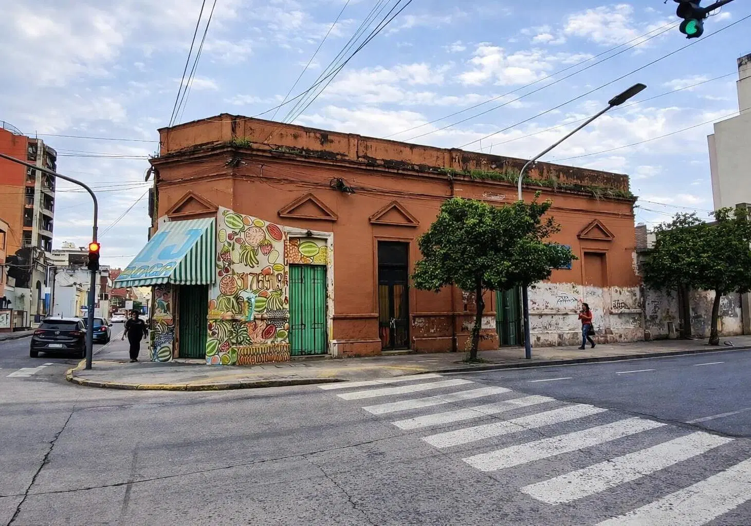 Local en esquina – General Paz y Buenos Aires 4