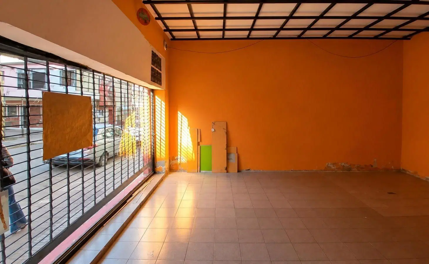 Local - Barrio Sur 2