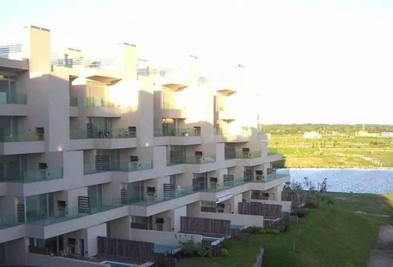 3 ambientes en venta con doble balcón en Praia - Portezuelo - Nordelta