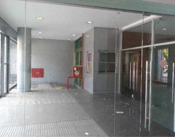 ALQUILER EDIFICIO COMERCIAL CENTRO.