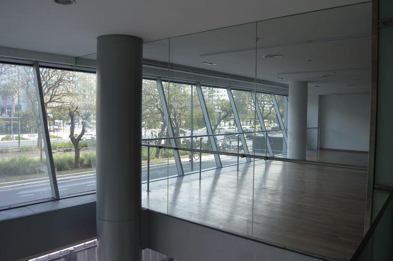 Foto de ALQUILER EDIFICIO COMERCIAL CENTRO - Carlos Pellegrini al 600, imagen 1