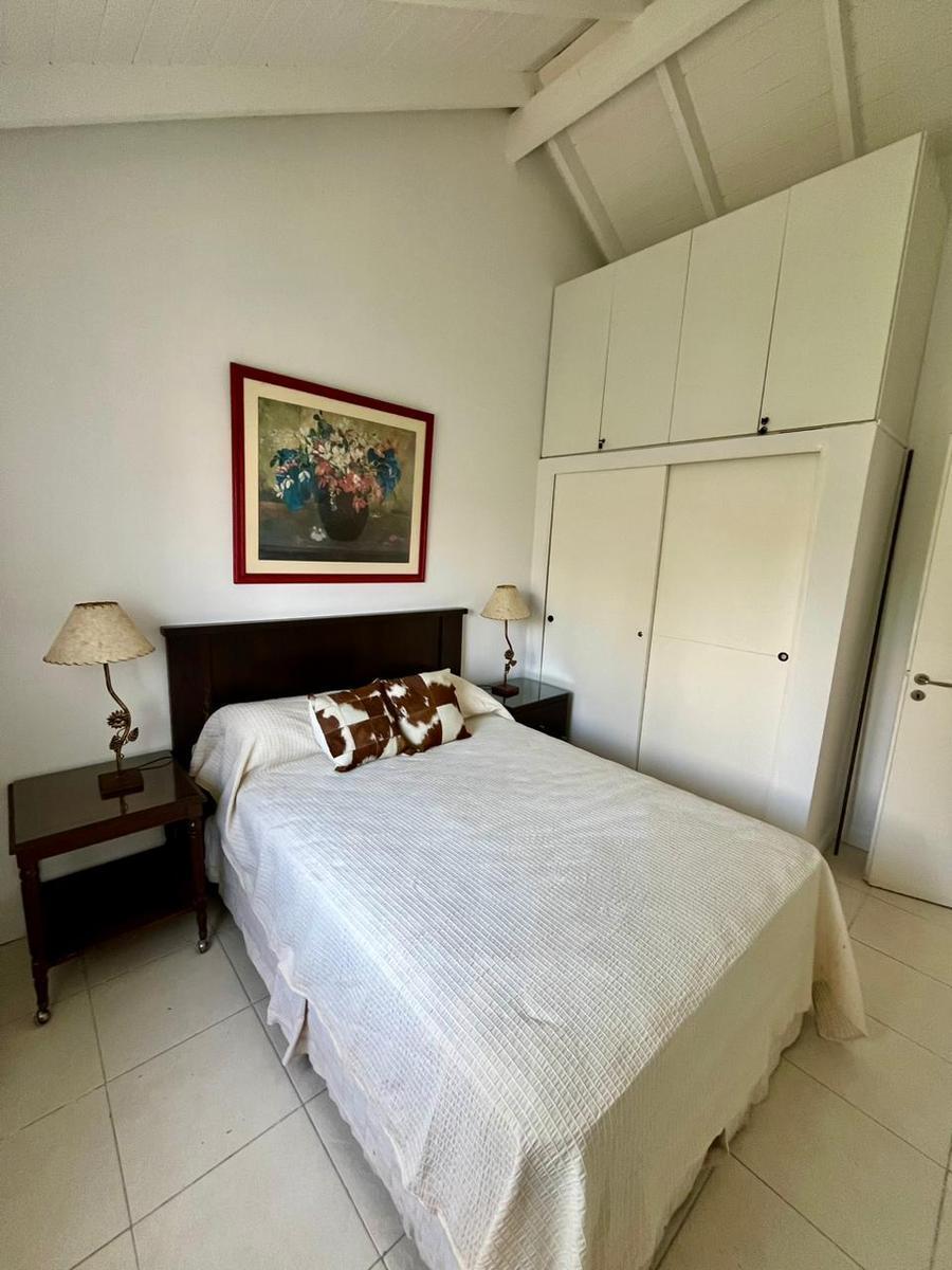 Casa en VENTA en OPORTUNIDAD!!!!!!
