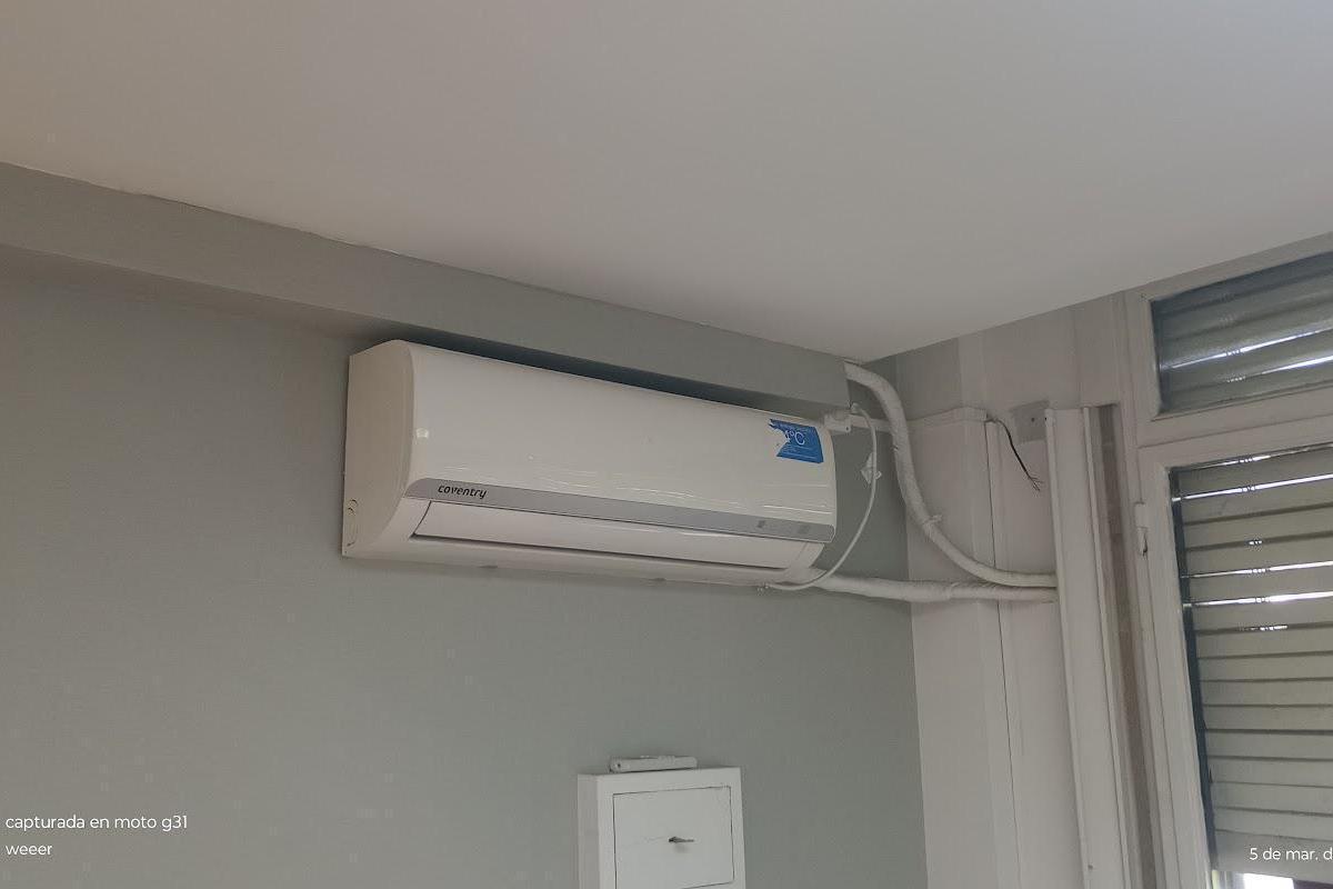 Cerrito Al 200. Al Frente, 2 Oficinas Unidas, Buena Vista y Luz 3