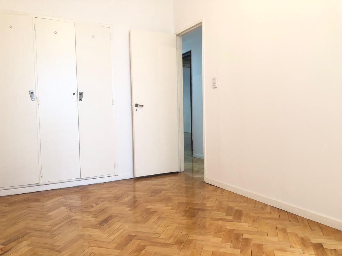 Semipiso en Alquiler de 4 Ambientes con Cochera en Belgrano 3