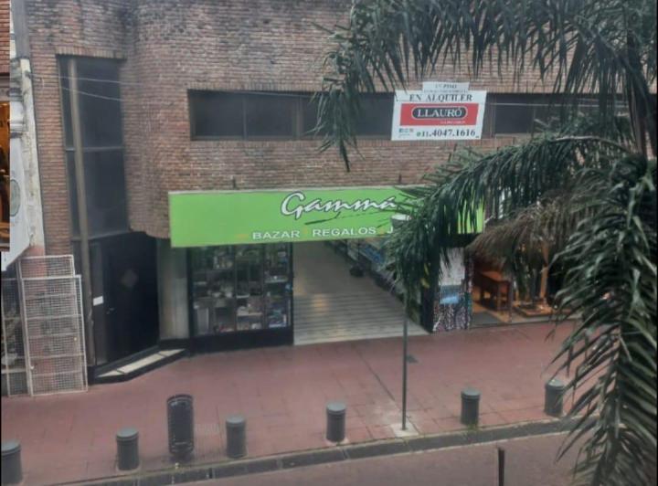 Constitucion al 600 Entrepiso con entrada independiente peatonal San fernando en alquiler 2