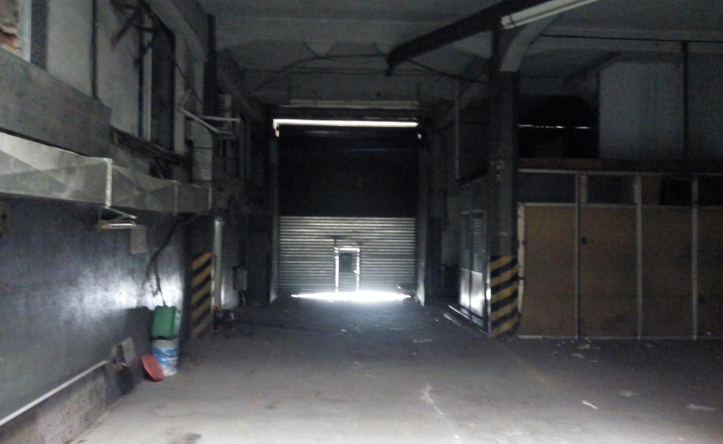 Ing. Huergo - Av Brasil: edificio en Block en Venta - oficinas y depositos.