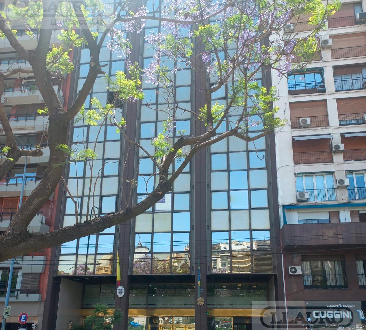 CARLOS PELLEGRINI 1363. PISO 7 CONTRAFRENTE