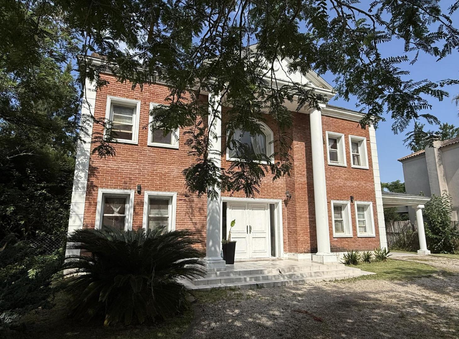 OPORTUNIDAD DE VENTA Y EN EXCLUSIVIDAD! Casa de 350 m2 en barrio La Alameda, Nordelta