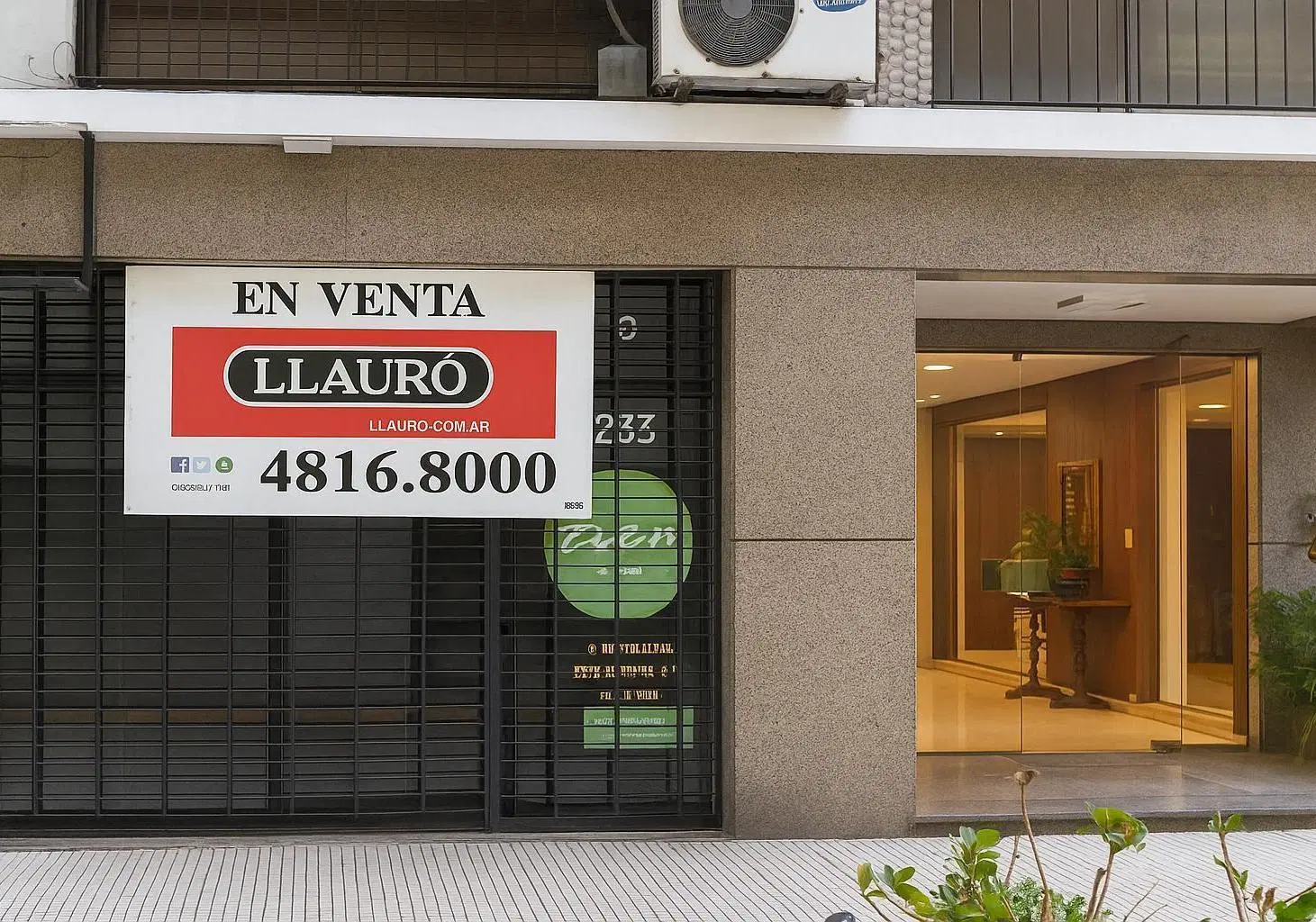 Local en venta planta libre C. Pellegrini  1200  s/ av 9 de Julio !!! 6