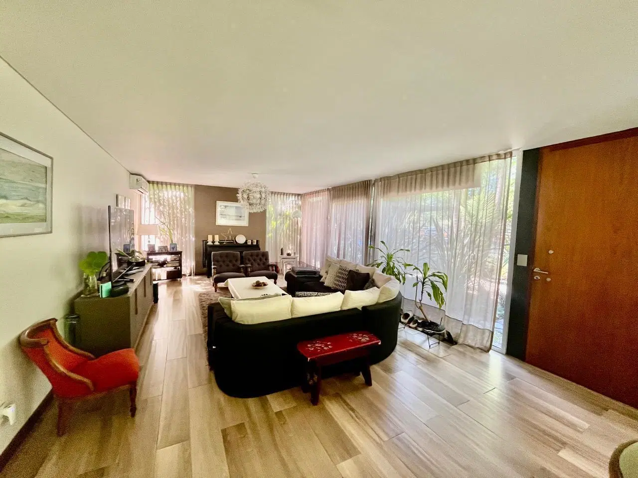 En vente excelente casa de una planta en Highland Park C. C, Pilar 5