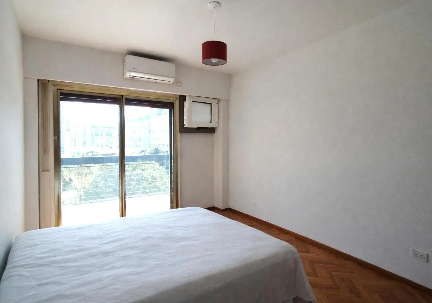 Departamento en venta torre Arroyo esquina Suipacha  4 ambientes todo sol !! 4