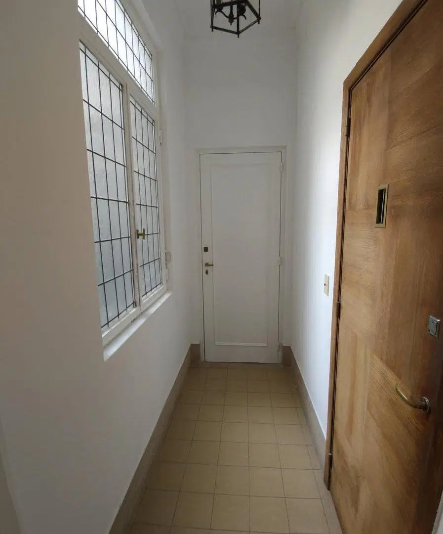 Av Santa Fe 1200 - lindismo edificio frances. 2/3 dorm   2 baños   toilette   dependencias 4