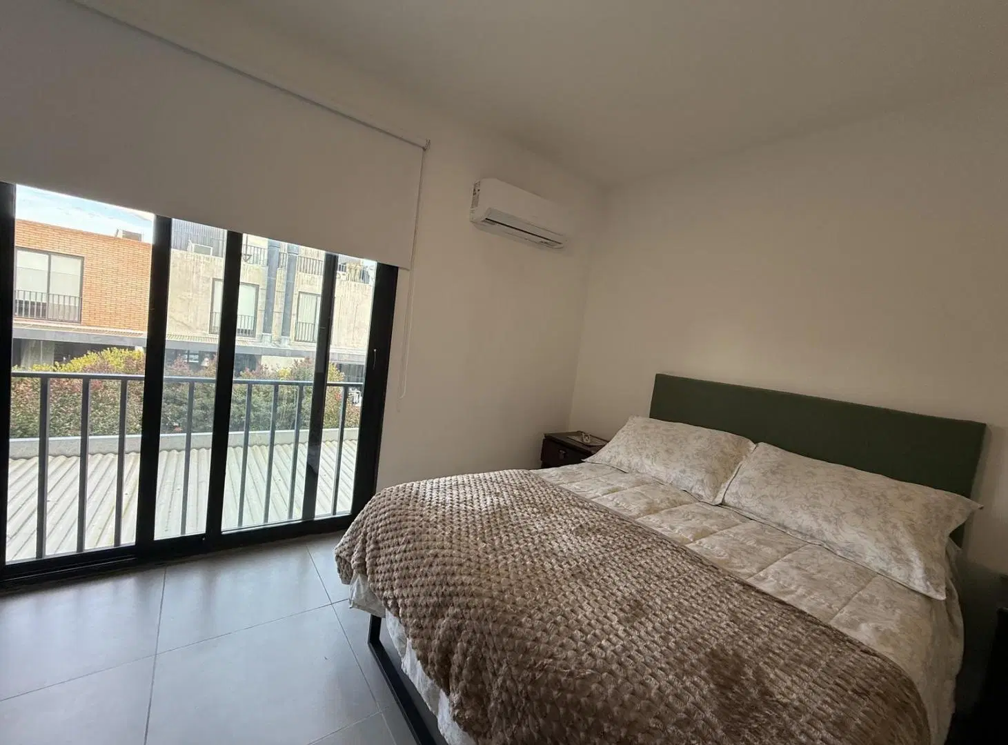 Duplex de 3 ambientes en alquiler en Santa Ana Joven, Villanueva 8