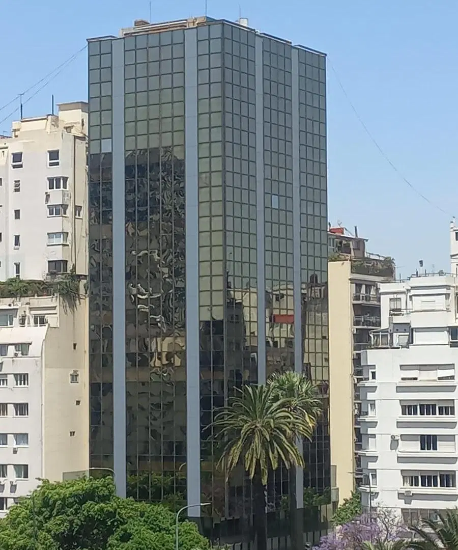 JUNCAL 1290. ESQUINA CERRITO. 2