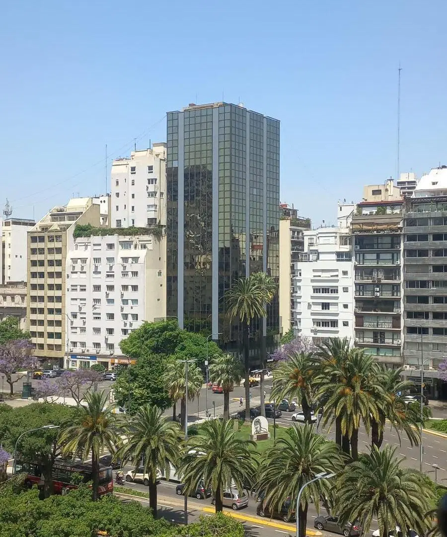 JUNCAL 1290. ESQUINA CERRITO. 5