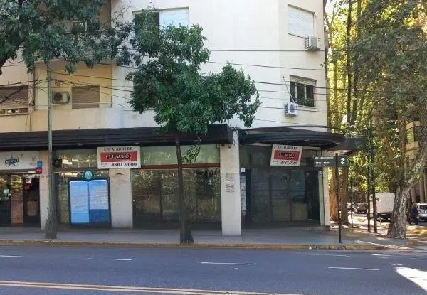 Av. JURAMENTO esquina 11 DE SEPTIEMBRE - Local UNICO en ESQUINA - venta con renta 3