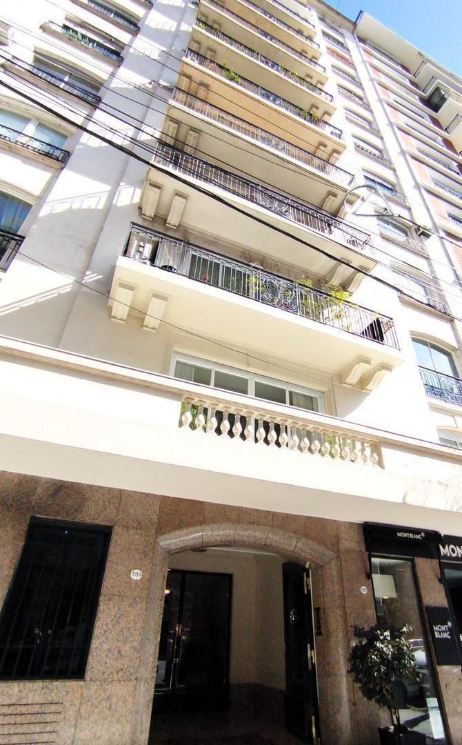 Foto de AV. ALVEAR - AYACUCHO: excelente Frances al frente balcon - 2 cocheras, imagen 5