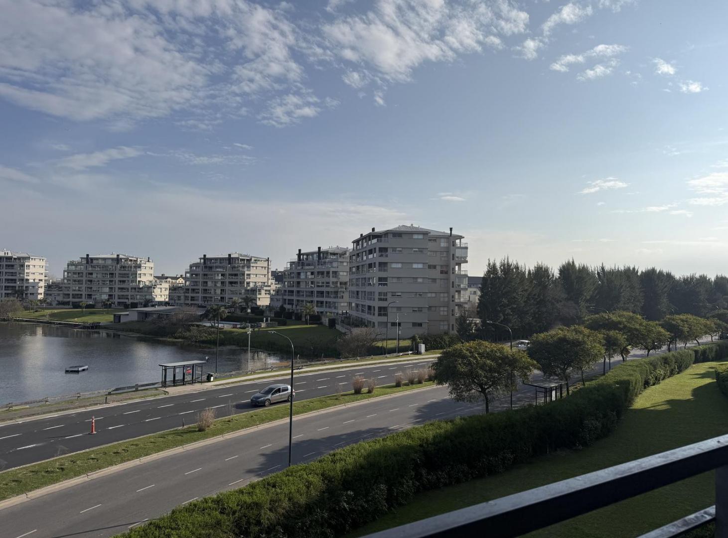 Foto de 3 ambientes en alquiler en el edificio Panorama 1, barrio Sendero, imagen 2