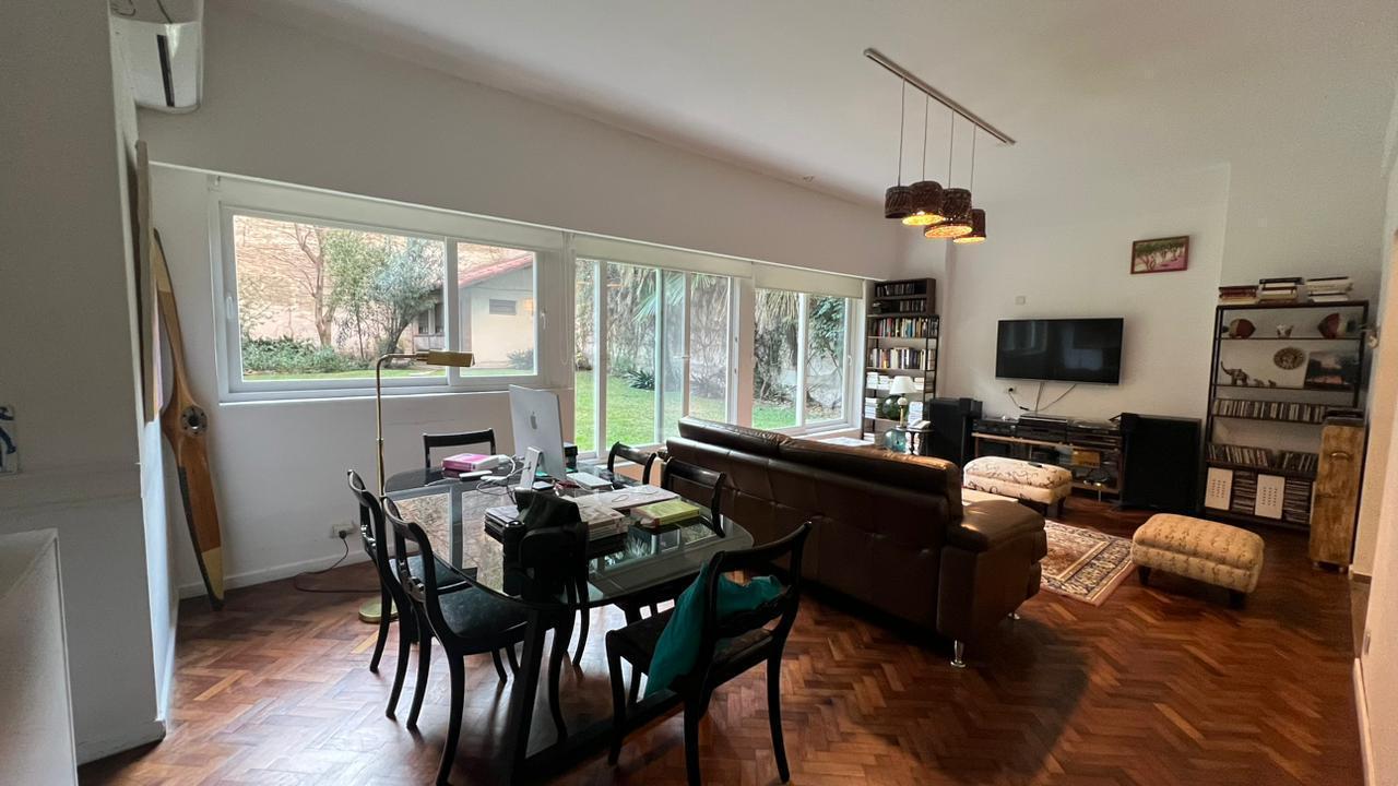 Foto de Uriburu entre Juncal y Arenales. - venta - vvda o profesional PB muy, imagen 3