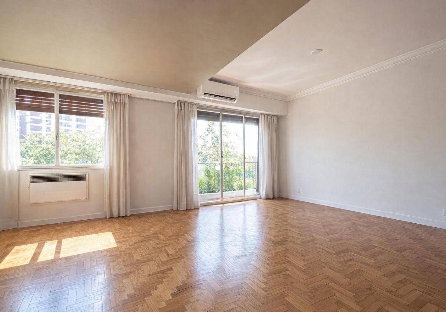 Foto de Av.Luis M.Campos 1600-Semipiso en venta de 4 ambientes c/ dependencia, imagen 3