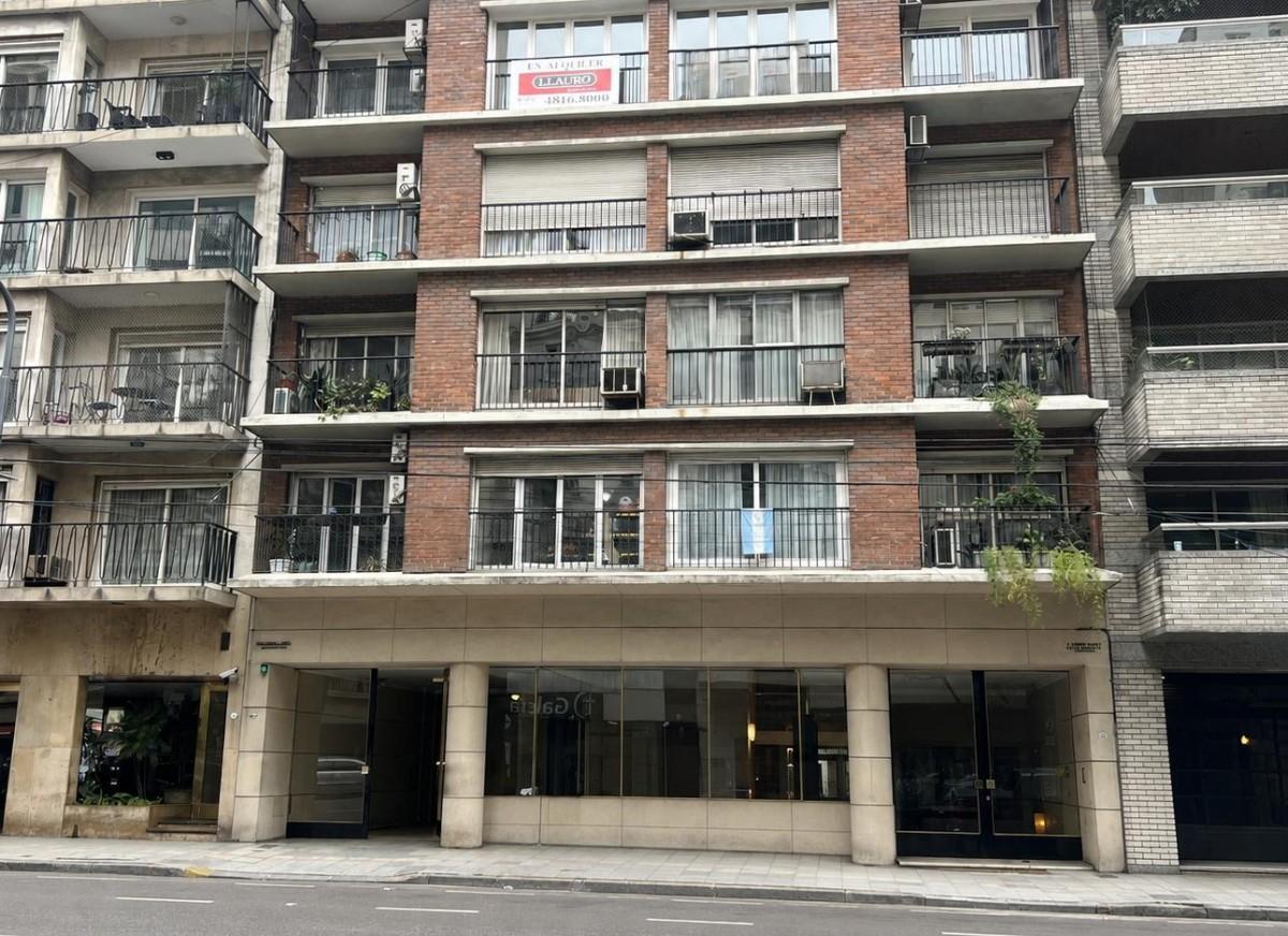 Foto de Av. Callao al 1600 edificio Casado Sastre 6 ambientes con cochera, muy, imagen 1