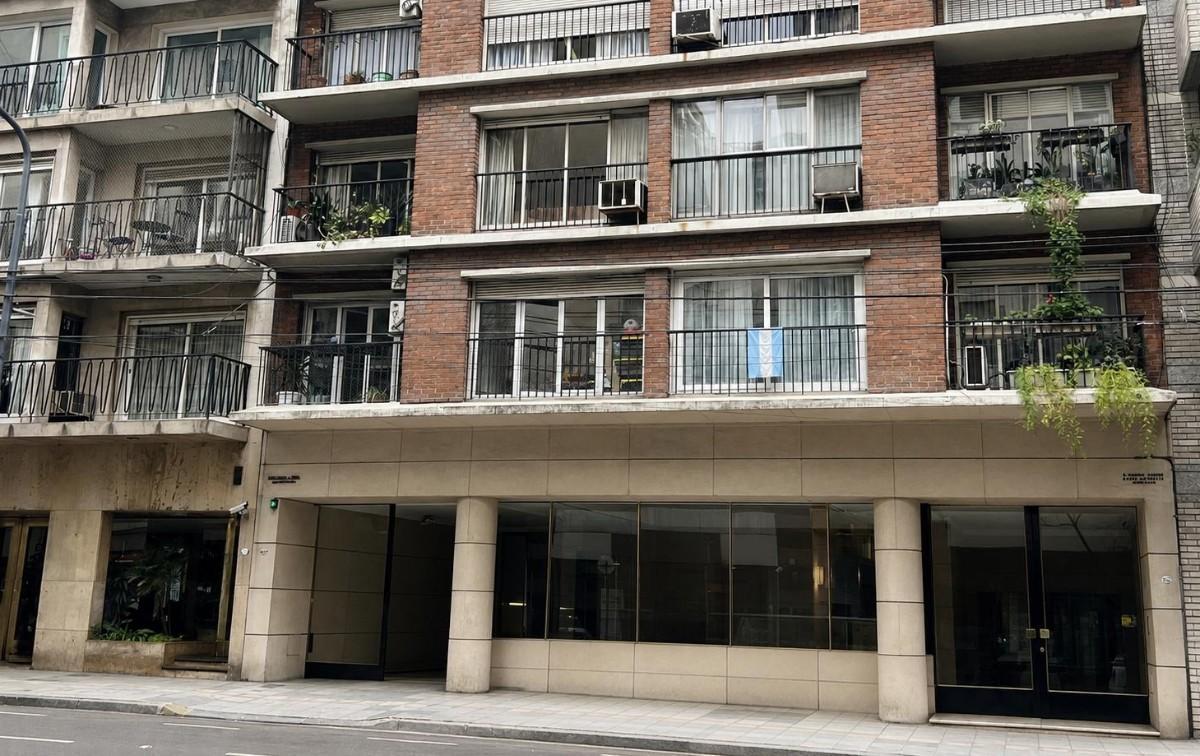 Foto de Av. Callao al 1600 edificio Casado Sastre 6 ambientes con cochera, muy, imagen 2
