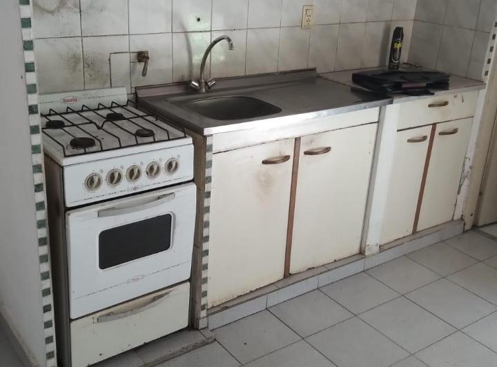 ALQUILO DEPTO 2AMB TIPO CASA CON PATIO PROPIO FRENTE A JUMBO LLAVALLOL 4