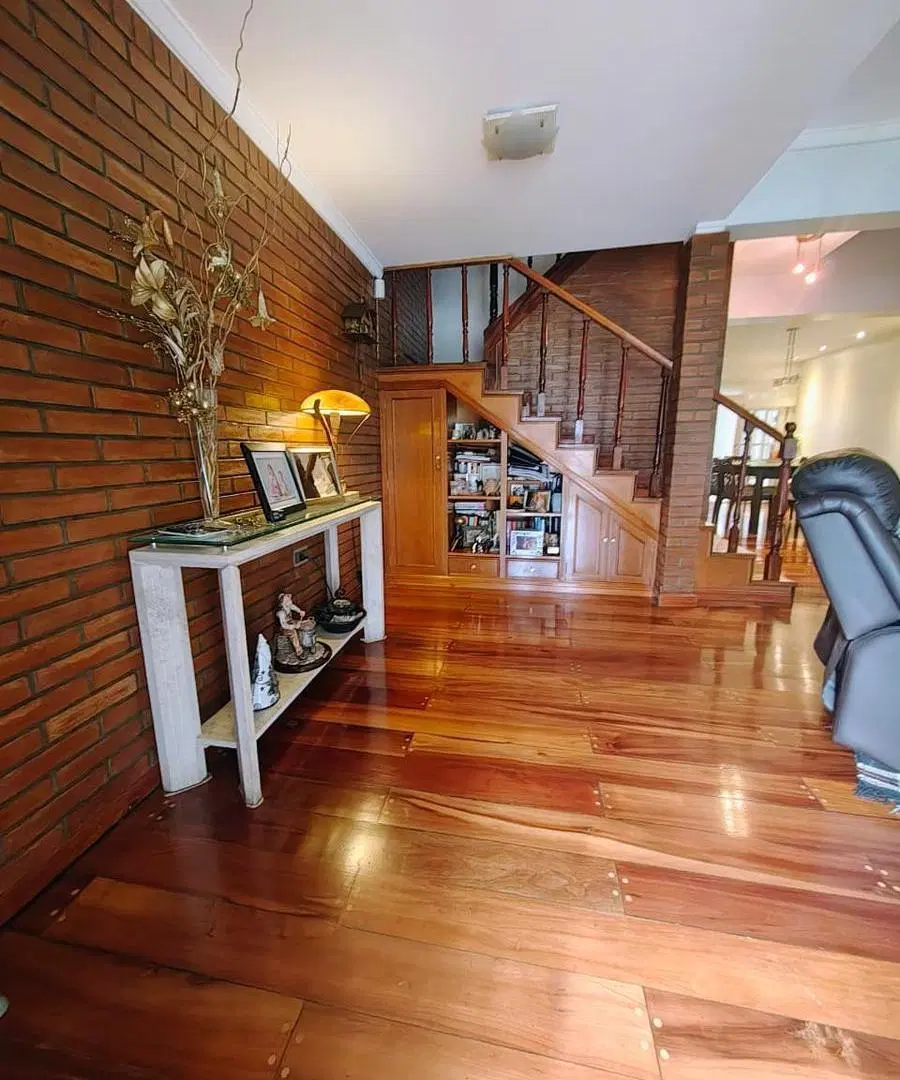 VENTA CASA TIPO DUPLEX PINTOS 149 Y 151 1