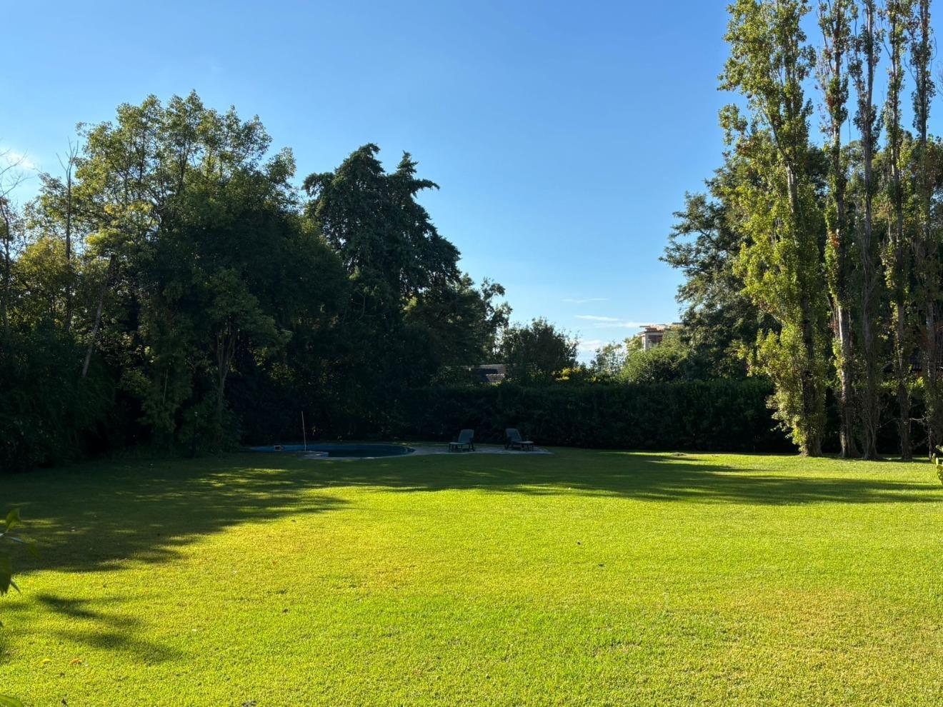 Foto de LOTE | 985 M² | CON PISCINA | CENTRAL | ING. MASCHWITZ, imagen 2