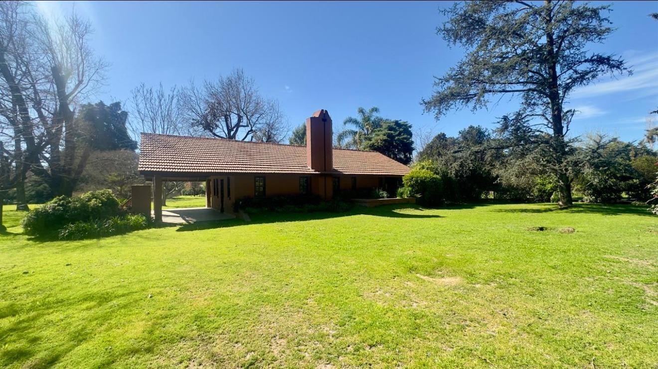 Foto de CASA | 3 AMBIENTES | QUINCHO | GRAN LOTE | 3.677 M² | LOMA VERDE, imagen 2