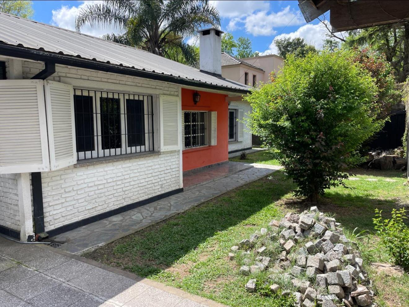 Foto de CASA EN VENTA | 5 AMBIENTES | APTO OFICINAS | PISCINA | QUINCHO | ING, imagen 5