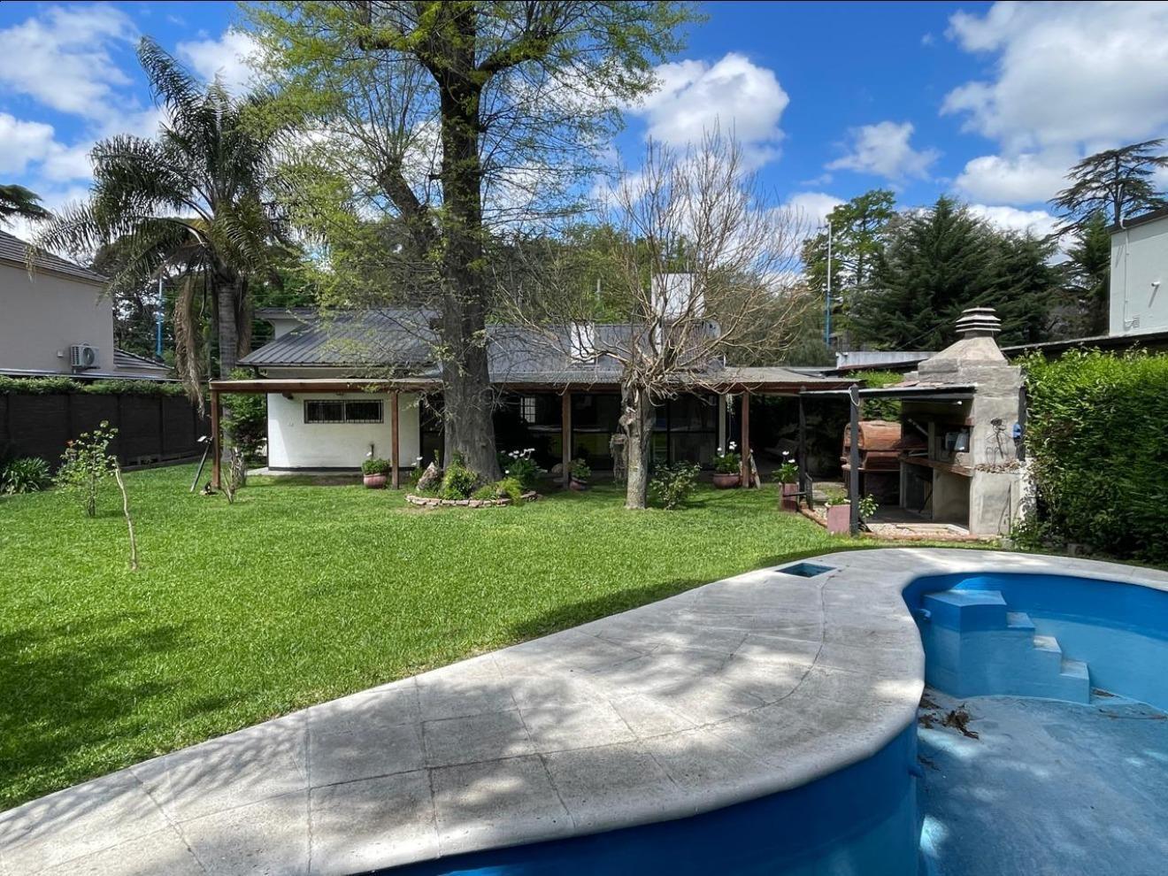 Foto de CASA EN VENTA | 5 AMBIENTES | APTO OFICINAS | PISCINA | QUINCHO | ING, imagen 4