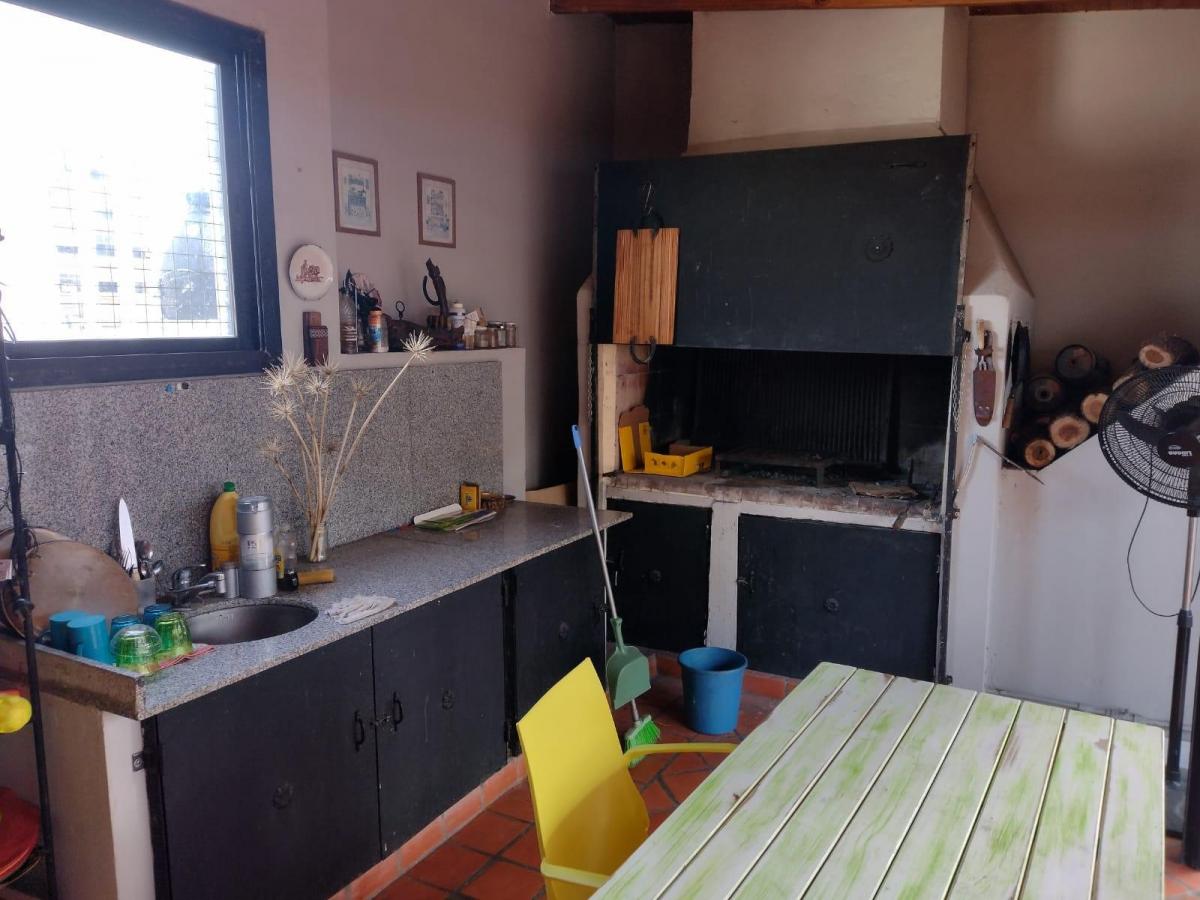 Piso Estilo Antiguo con Terraza y Quincho Propio 5