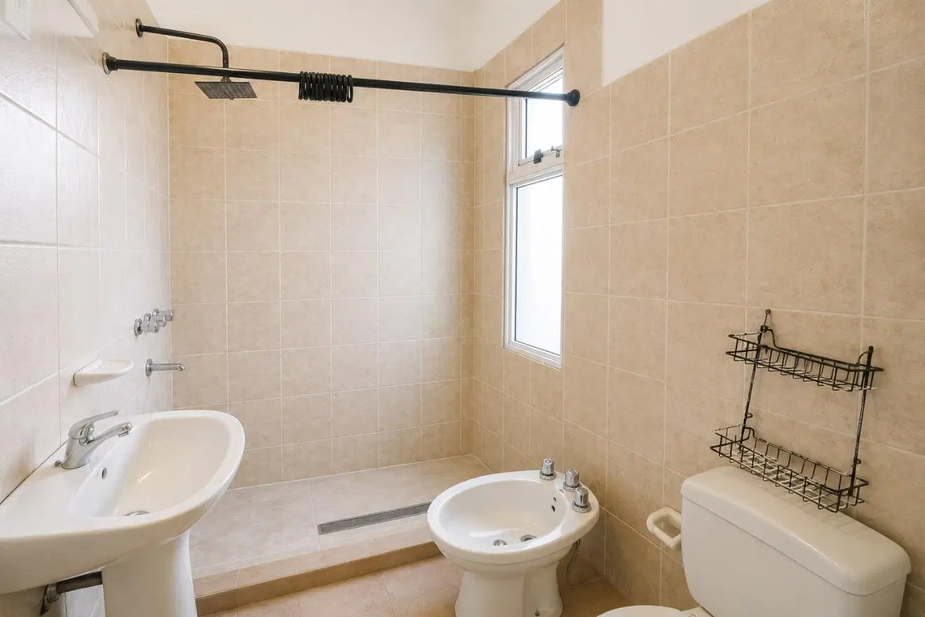 Venta | Dúplex 2 dormitorios | Cochera | Patio | Canadá 523 5