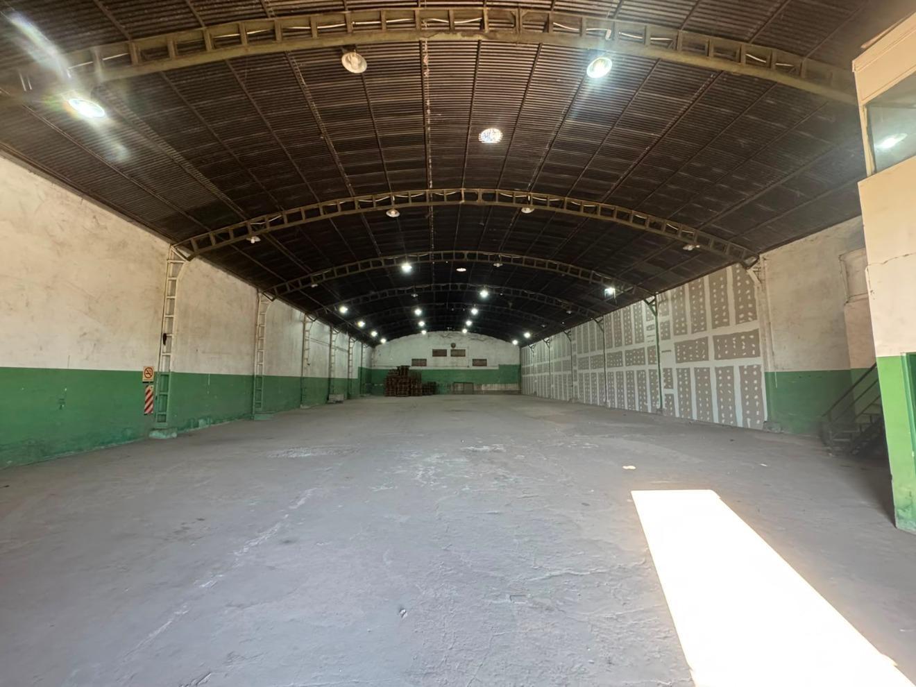 Foto de LOCAL CON LUGAR PARA DEPOSITO, imagen 4