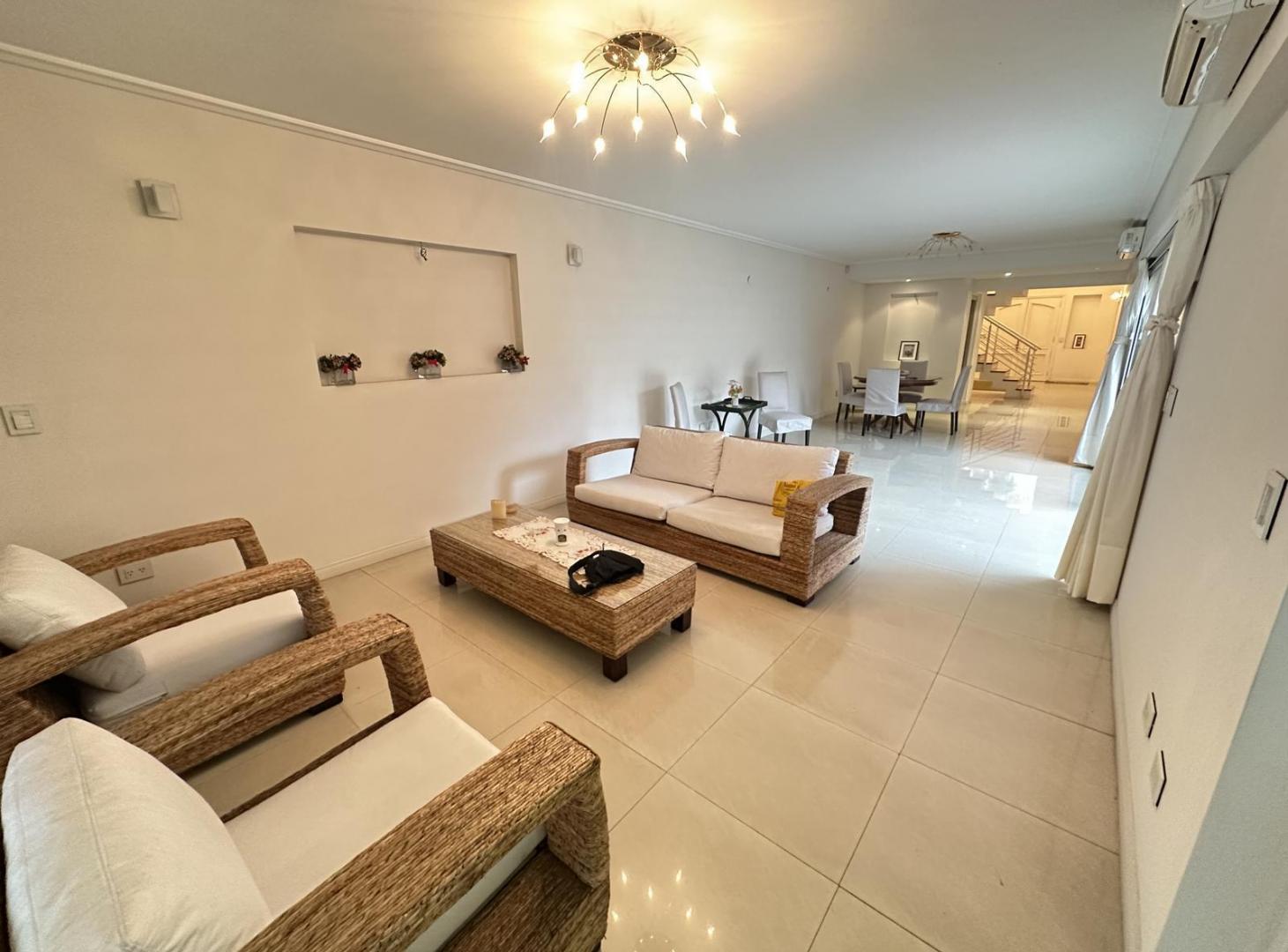 Foto de Casa en Alquiler 4 ambientes, imagen 1