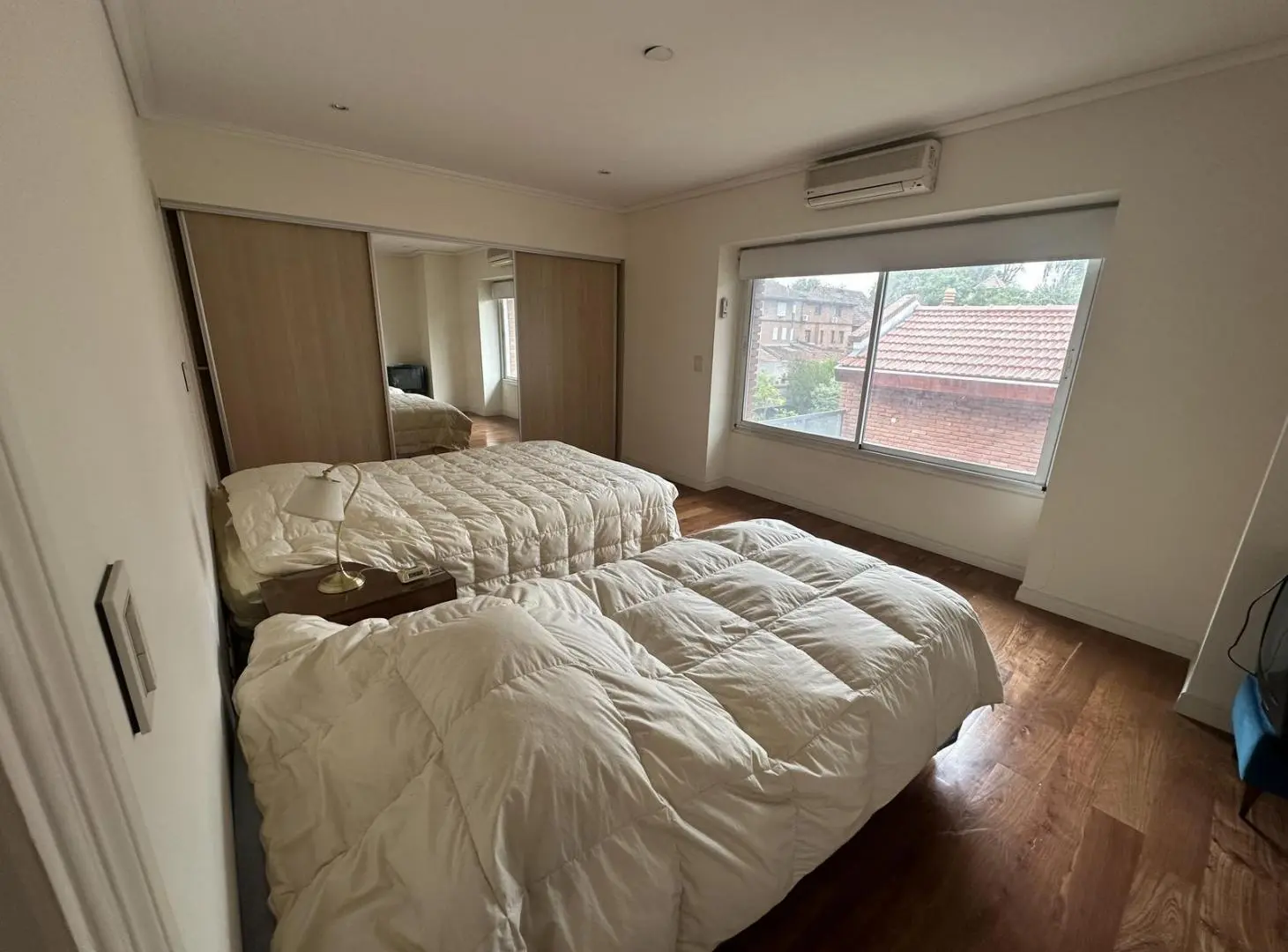 Casa en Alquiler 4 ambientes 3