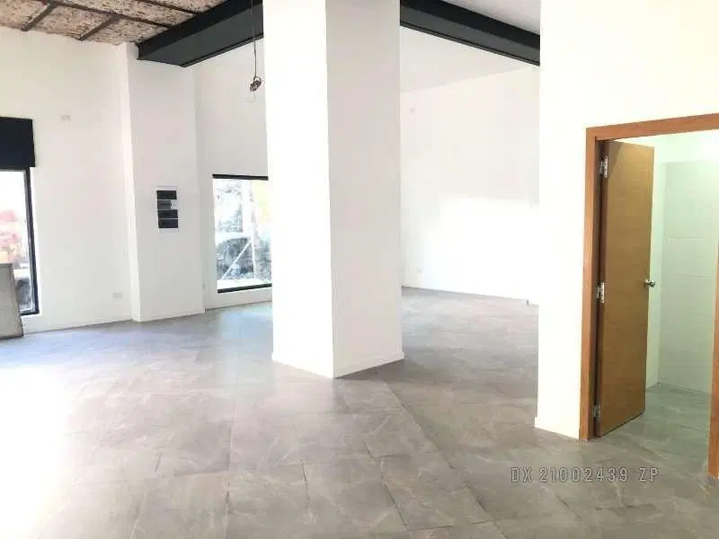 Local en Venta en San Isidro 3