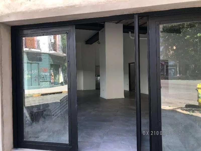 Local en Venta en San Isidro 5