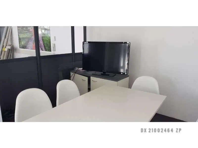 Lomas de San Isidro - Oficina Venta USD 550.000 5