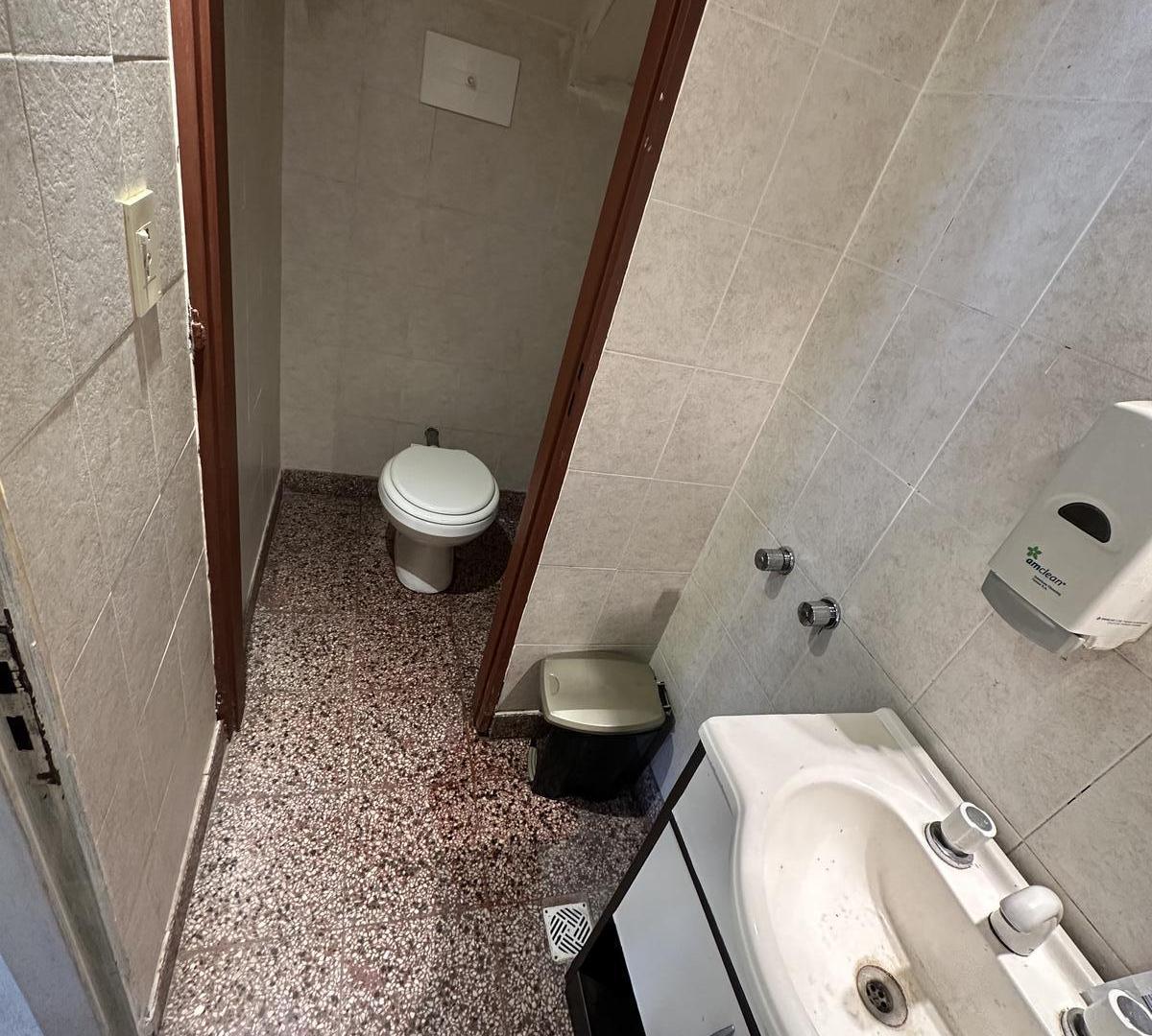 Foto de Local en Venta Olivos, imagen 2
