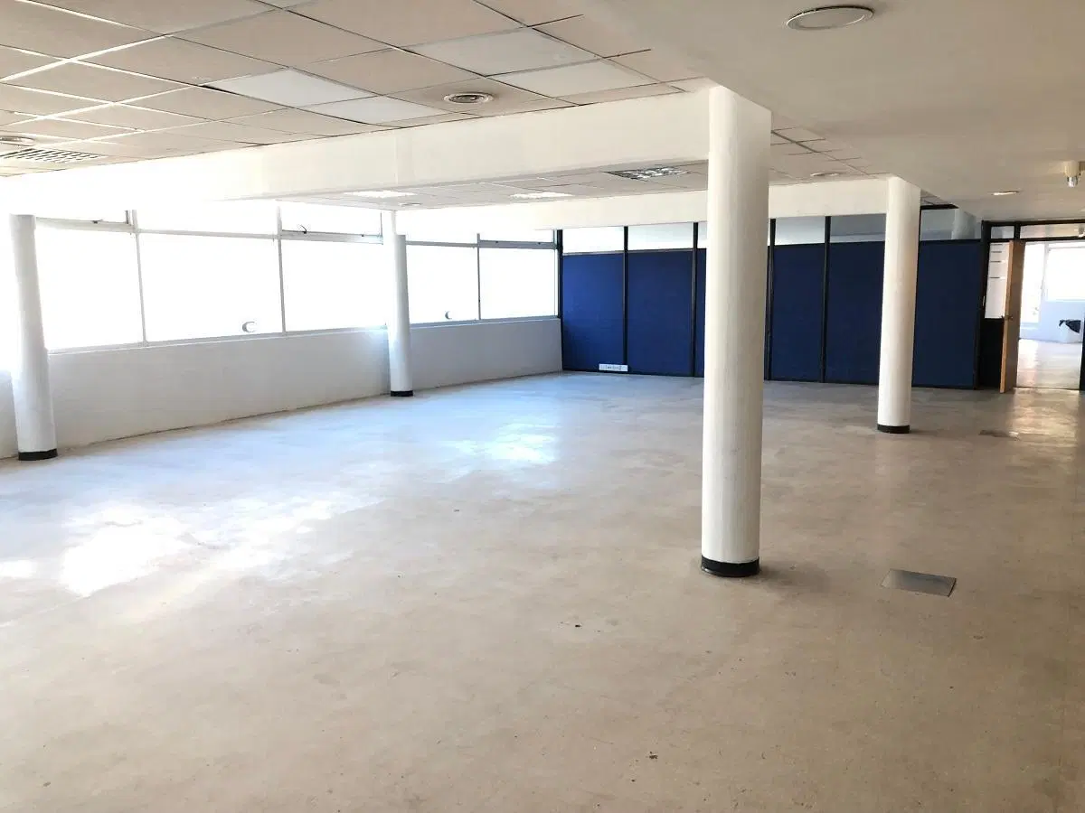 Venta Edificio de Oficinas y cocheras Beccar Oportunidad!!!!!! 2