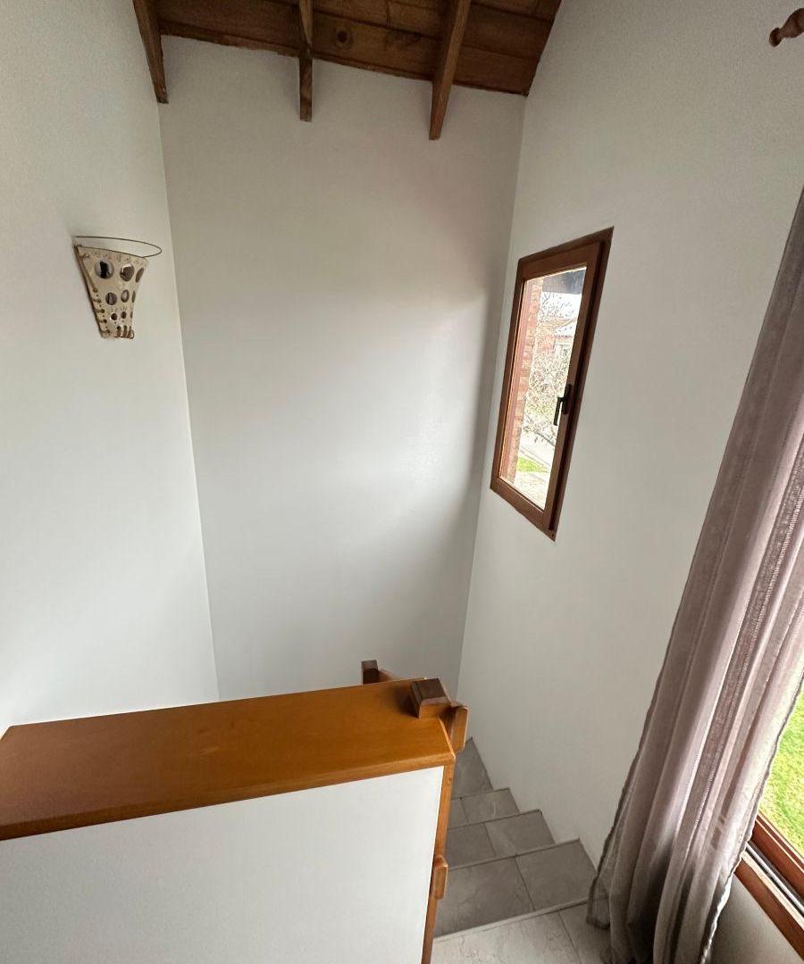 Foto de Casa de 212 m² con 3 dormitorios en alquiler en Tres Horquetas, imagen 2