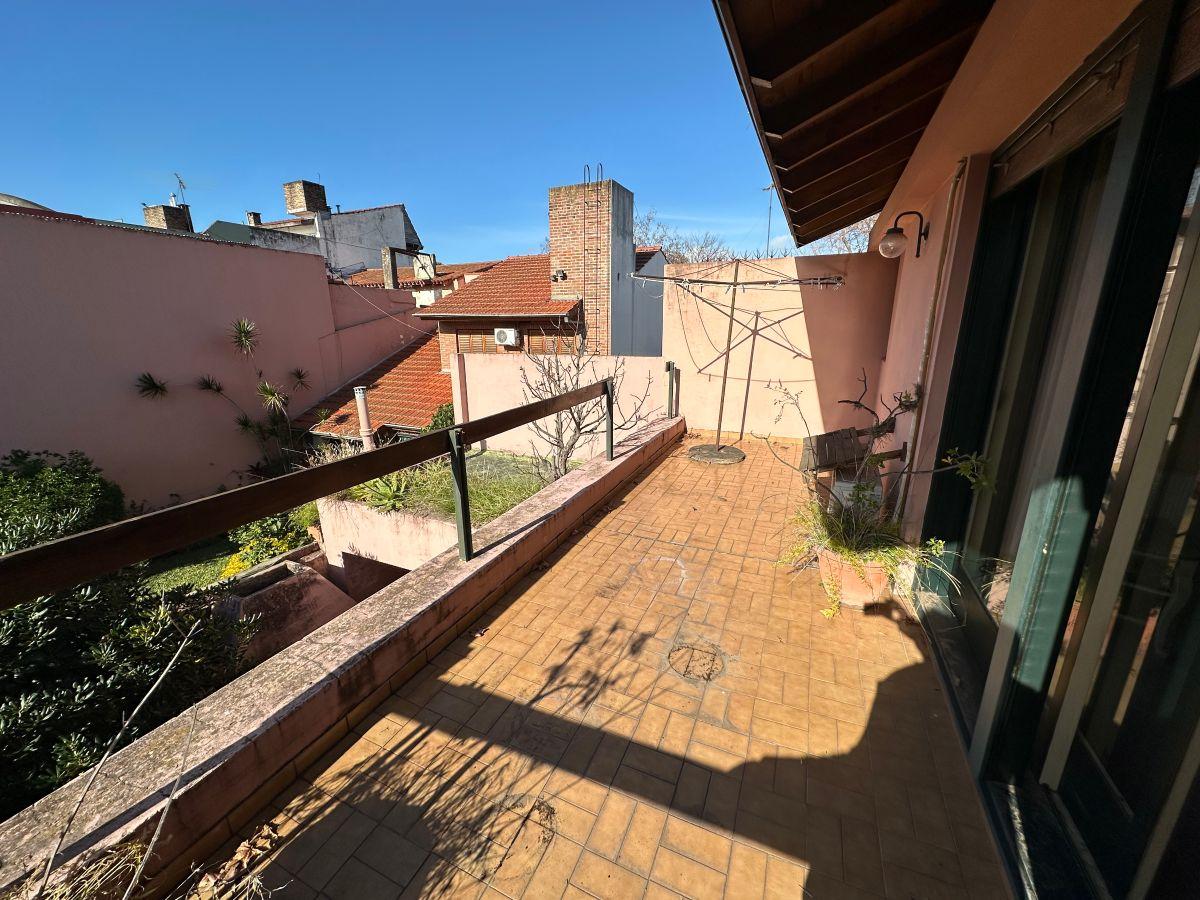 Foto de Casa en Venta 6 ambientes Florida con patio, imagen 3