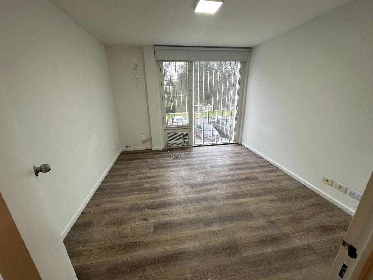 Foto de OFICINA EN ALQUILER EN DUPLEX LOMAS DE SAN ISIDRO, imagen 5