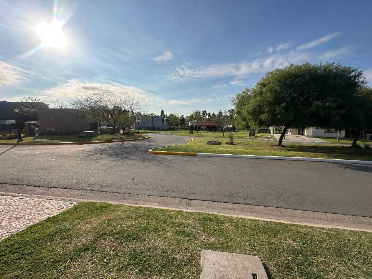 Foto de Lote en Venta Pilar B° Santo Tomas, imagen 4