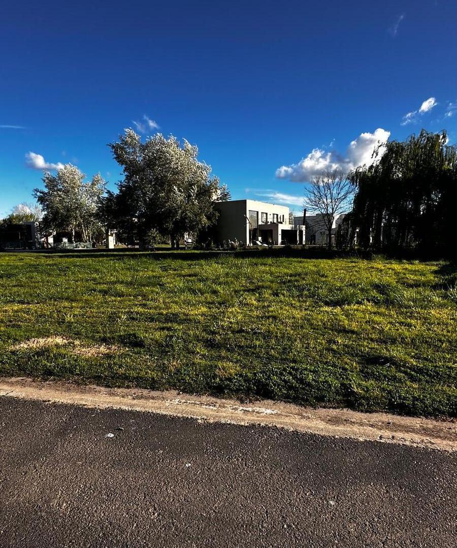 Terreno en San Eliseo Golf & Country Lote 7-01