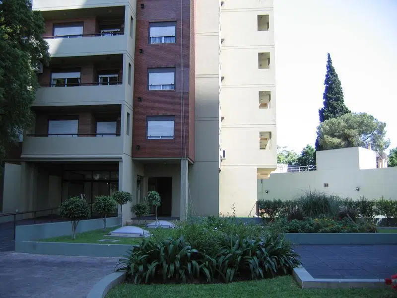 Departamento - Temperley Este 2