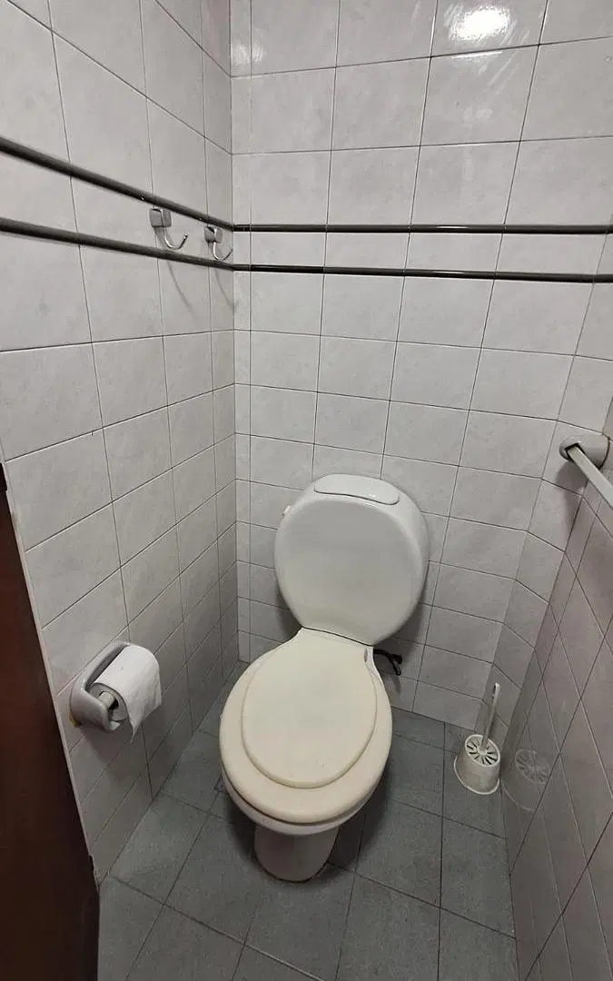 Oficina en Lomas de Zamora Oeste 8