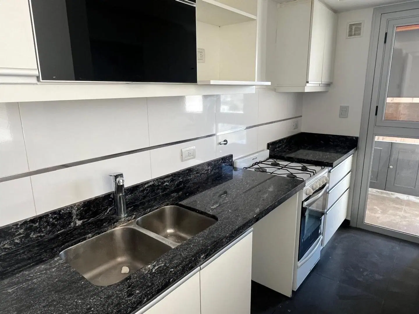 MEDILAND- URCA 2 DORM COCHERA AMENITIES 5